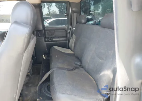 2004 GMC Sierra 1500 z USA, uszkodzony, nr VIN 1GTEC19X64Z171159